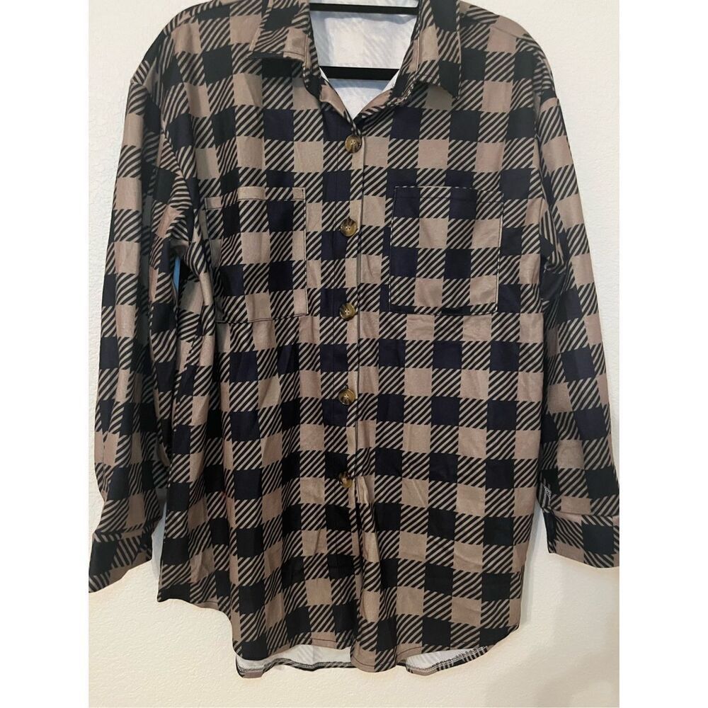 NWOT Izuria XL Black and Khaki Lightweight Shacket